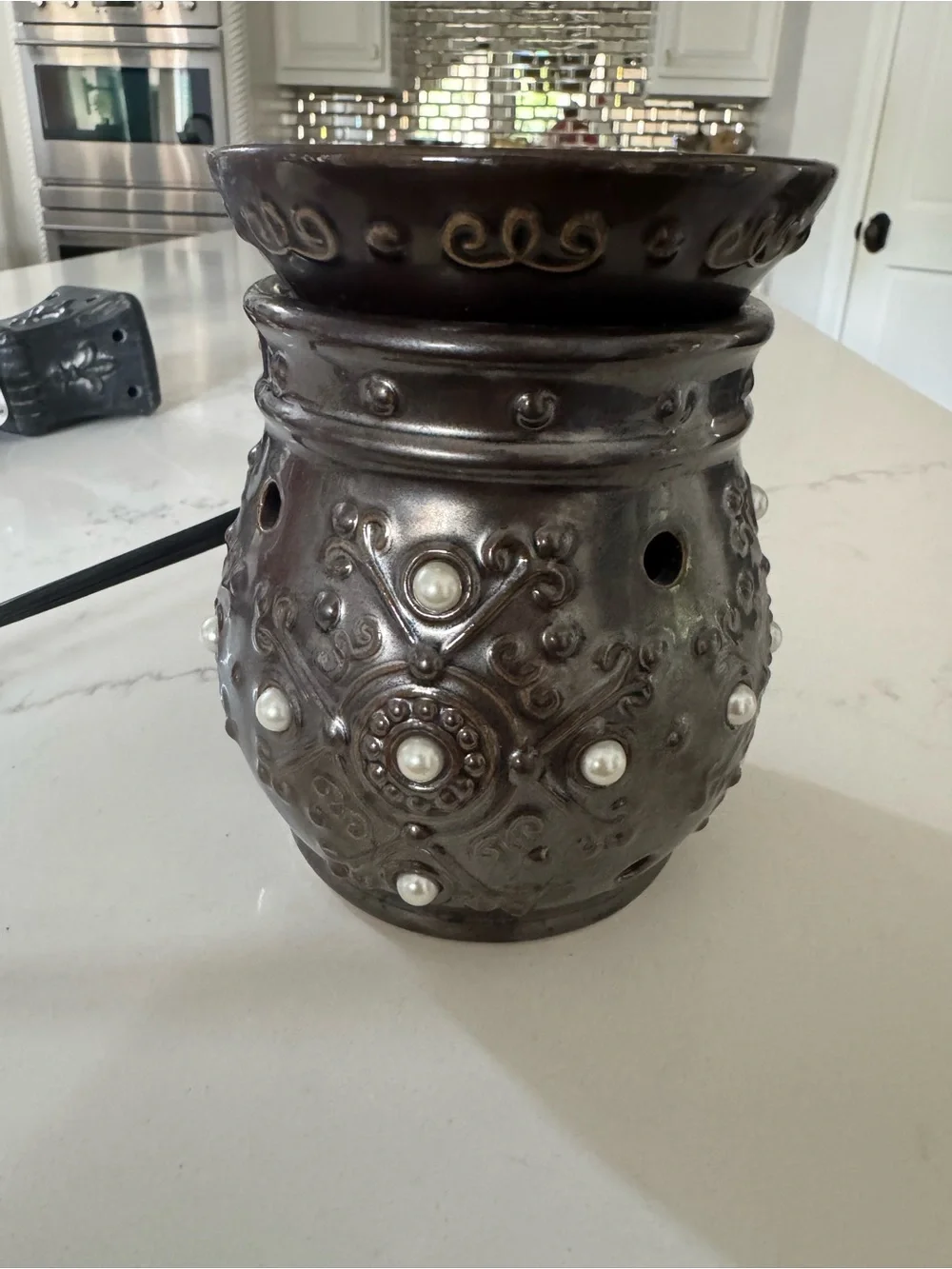 Scentsy MARGOT Pearl Wax Warmer